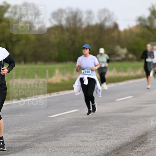 12.04.2026 - 45. Internationalen Wilhelmsburger Insellauf Dr. Thomas Lammeyer http://msf.ph/oto/9437258 12.04.2026 09:30:09 Laufen 2135 meine-sportfotos.de