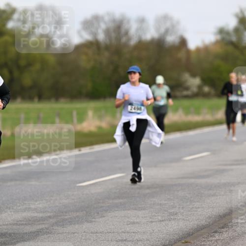 12.04.2026 - 45. Internationalen Wilhelmsburger Insellauf Dr. Thomas Lammeyer http://msf.ph/oto/9437259 12.04.2026 09:30:09 Laufen 2135, 2498 meine-sportfotos.de