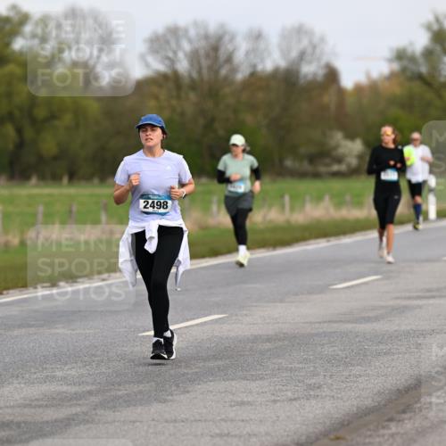 12.04.2026 - 45. Internationalen Wilhelmsburger Insellauf Dr. Thomas Lammeyer http://msf.ph/oto/9437266 12.04.2026 09:30:10 Laufen 2498 meine-sportfotos.de