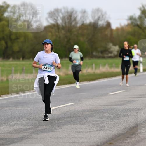 12.04.2026 - 45. Internationalen Wilhelmsburger Insellauf Dr. Thomas Lammeyer http://msf.ph/oto/9437267 12.04.2026 09:30:10 Laufen 2498 meine-sportfotos.de