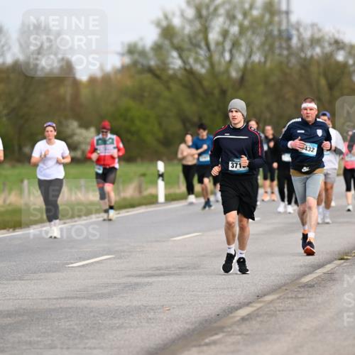 12.04.2026 - 45. Internationalen Wilhelmsburger Insellauf Dr. Thomas Lammeyer http://msf.ph/oto/9437302 12.04.2026 09:30:18 Laufen 3715, 432 meine-sportfotos.de
