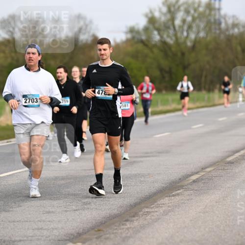 12.04.2026 - 45. Internationalen Wilhelmsburger Insellauf Dr. Thomas Lammeyer http://msf.ph/oto/9437369 12.04.2026 09:30:30 Laufen 5583, 2703, 719, 478, 581 meine-sportfotos.de