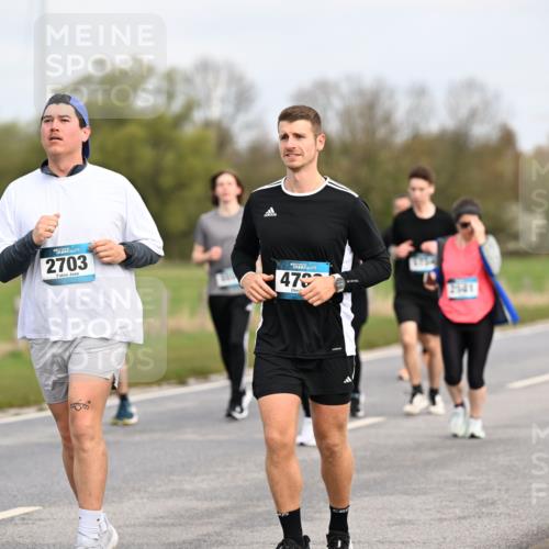 12.04.2026 - 45. Internationalen Wilhelmsburger Insellauf Dr. Thomas Lammeyer http://msf.ph/oto/9437378 12.04.2026 09:30:32 Laufen 2703, 478 meine-sportfotos.de