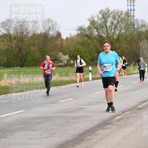 12.04.2026 - 45. Internationalen Wilhelmsburger Insellauf Dr. Thomas Lammeyer http://msf.ph/oto/9437399 12.04.2026 09:30:37 Laufen 2388, 3543, 2471, 2450 meine-sportfotos.de