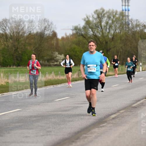 12.04.2026 - 45. Internationalen Wilhelmsburger Insellauf Dr. Thomas Lammeyer http://msf.ph/oto/9437402 12.04.2026 09:30:38 Laufen 2388, 3543, 2471, 204 meine-sportfotos.de