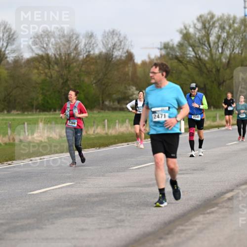 12.04.2026 - 45. Internationalen Wilhelmsburger Insellauf Dr. Thomas Lammeyer http://msf.ph/oto/9437408 12.04.2026 09:30:39 Laufen 2388, 3543, 2471, 2040, 2450 meine-sportfotos.de