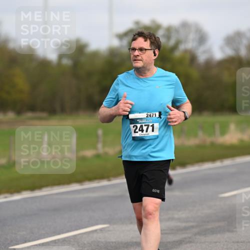 12.04.2026 - 45. Internationalen Wilhelmsburger Insellauf Dr. Thomas Lammeyer http://msf.ph/oto/9437418 12.04.2026 09:30:43 Laufen 2471, 2471 meine-sportfotos.de