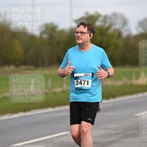 12.04.2026 - 45. Internationalen Wilhelmsburger Insellauf Dr. Thomas Lammeyer http://msf.ph/oto/9437419 12.04.2026 09:30:43 Laufen 2471, 2471 meine-sportfotos.de