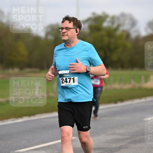 12.04.2026 - 45. Internationalen Wilhelmsburger Insellauf Dr. Thomas Lammeyer http://msf.ph/oto/9437421 12.04.2026 09:30:43 Laufen 2471 meine-sportfotos.de