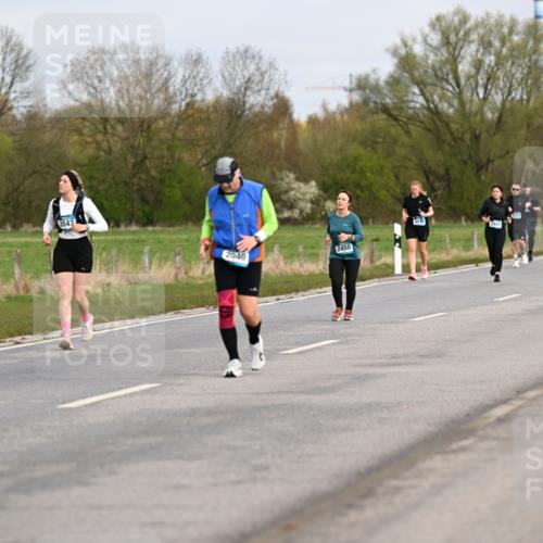 12.04.2026 - 45. Internationalen Wilhelmsburger Insellauf Dr. Thomas Lammeyer http://msf.ph/oto/9437429 12.04.2026 09:30:45 Laufen  meine-sportfotos.de