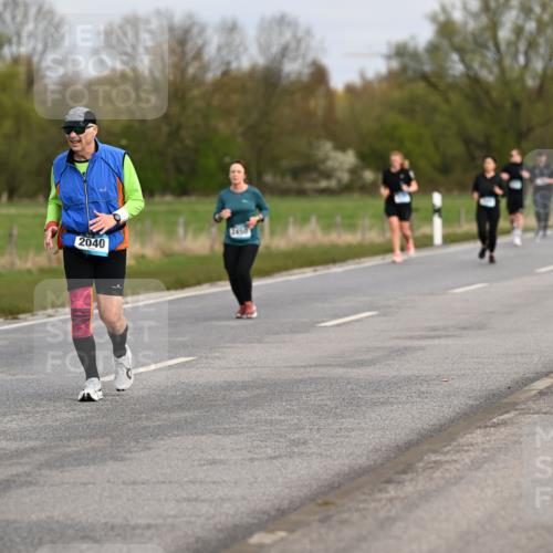 12.04.2026 - 45. Internationalen Wilhelmsburger Insellauf Dr. Thomas Lammeyer http://msf.ph/oto/9437442 12.04.2026 09:30:48 Laufen 3543, 2040 meine-sportfotos.de