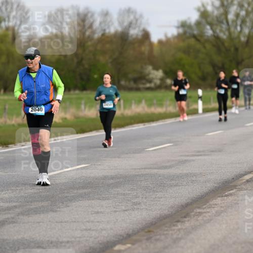 12.04.2026 - 45. Internationalen Wilhelmsburger Insellauf Dr. Thomas Lammeyer http://msf.ph/oto/9437443 12.04.2026 09:30:48 Laufen 3543, 2040, 2450 meine-sportfotos.de