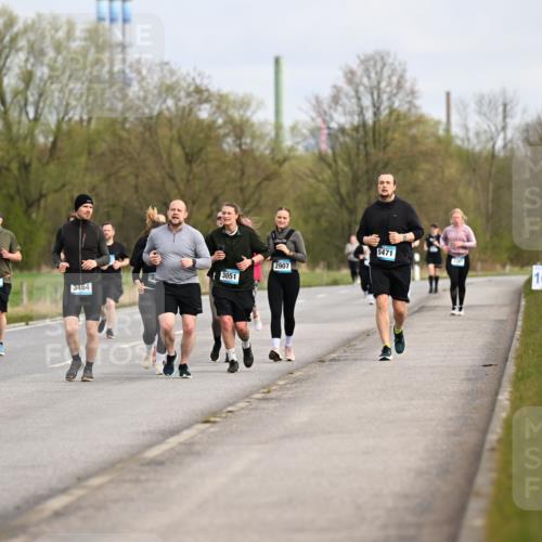 12.04.2026 - 45. Internationalen Wilhelmsburger Insellauf Dr. Thomas Lammeyer http://msf.ph/oto/9437458 12.04.2026 09:30:57 Laufen 4981, 4201, 3051, 3464, 2907, 5471, 16 meine-sportfotos.de