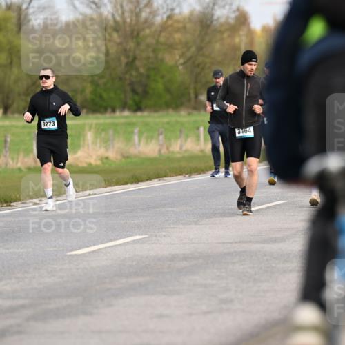 12.04.2026 - 45. Internationalen Wilhelmsburger Insellauf Dr. Thomas Lammeyer http://msf.ph/oto/9437463 12.04.2026 09:31:03 Laufen 3273, 3464 meine-sportfotos.de