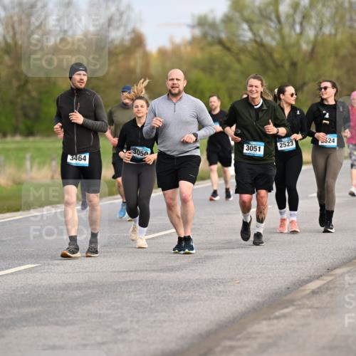 12.04.2026 - 45. Internationalen Wilhelmsburger Insellauf Dr. Thomas Lammeyer http://msf.ph/oto/9437469 12.04.2026 09:31:04 Laufen 3050, 3464, 3051, 2523, 524, 290 meine-sportfotos.de
