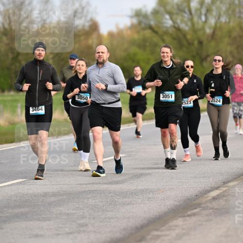 12.04.2026 - 45. Internationalen Wilhelmsburger Insellauf Dr. Thomas Lammeyer http://msf.ph/oto/9437473 12.04.2026 09:31:05 Laufen 3051, 3050, 2524, 2523, 3464, 2907, 5471 meine-sportfotos.de