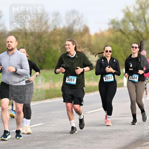 12.04.2026 - 45. Internationalen Wilhelmsburger Insellauf Dr. Thomas Lammeyer http://msf.ph/oto/9437492 12.04.2026 09:31:08 Laufen 50, 3051, 2523, 2524, 29, 5471 meine-sportfotos.de