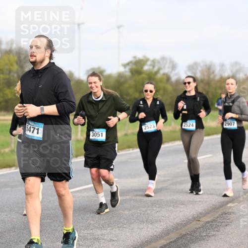 12.04.2026 - 45. Internationalen Wilhelmsburger Insellauf Dr. Thomas Lammeyer http://msf.ph/oto/9437512 12.04.2026 09:31:13 Laufen 3051, 5471, 2523, 2524, 2907 meine-sportfotos.de