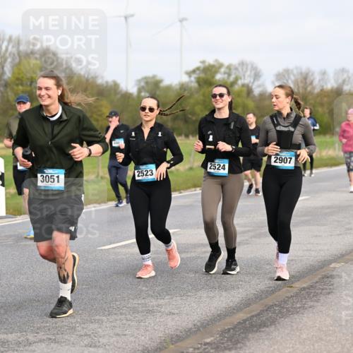 12.04.2026 - 45. Internationalen Wilhelmsburger Insellauf Dr. Thomas Lammeyer http://msf.ph/oto/9437517 12.04.2026 09:31:14 Laufen 3051, 4981, 2523, 2524, 2907 meine-sportfotos.de