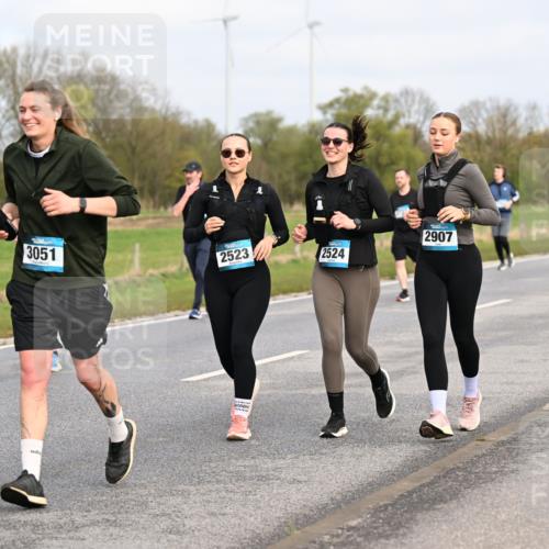 12.04.2026 - 45. Internationalen Wilhelmsburger Insellauf Dr. Thomas Lammeyer http://msf.ph/oto/9437519 12.04.2026 09:31:14 Laufen 2907, 3051, 50, 2523, 2524 meine-sportfotos.de