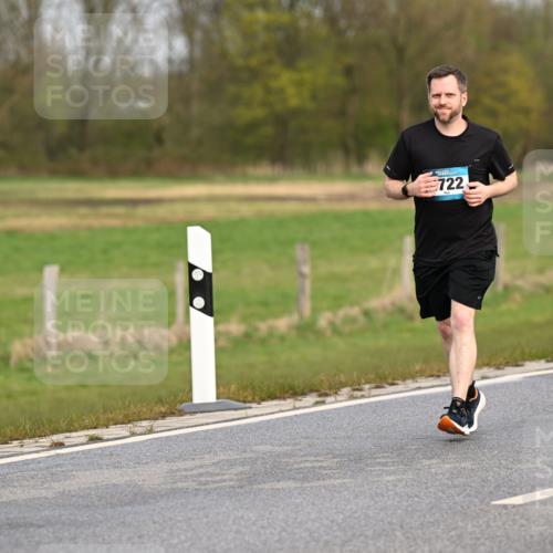 12.04.2026 - 45. Internationalen Wilhelmsburger Insellauf Dr. Thomas Lammeyer http://msf.ph/oto/9437531 12.04.2026 09:31:18 Laufen 722 meine-sportfotos.de
