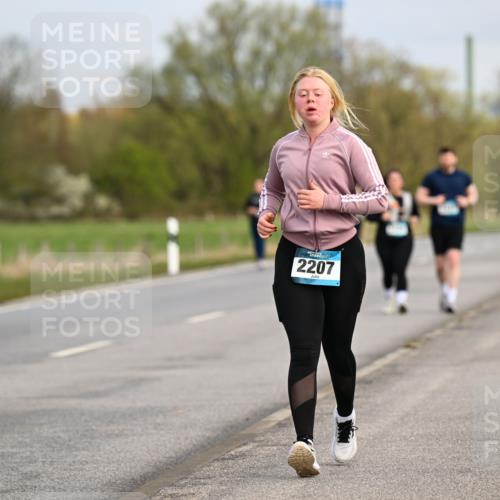 12.04.2026 - 45. Internationalen Wilhelmsburger Insellauf Dr. Thomas Lammeyer http://msf.ph/oto/9437536 12.04.2026 09:31:21 Laufen 2207 meine-sportfotos.de