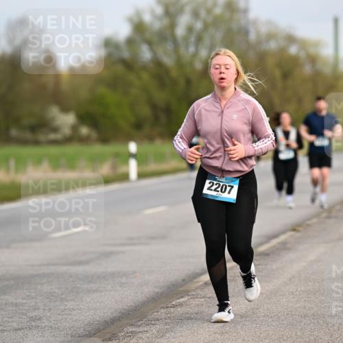 12.04.2026 - 45. Internationalen Wilhelmsburger Insellauf Dr. Thomas Lammeyer http://msf.ph/oto/9437537 12.04.2026 09:31:21 Laufen 2207 meine-sportfotos.de