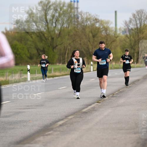 12.04.2026 - 45. Internationalen Wilhelmsburger Insellauf Dr. Thomas Lammeyer http://msf.ph/oto/9437551 12.04.2026 09:31:24 Laufen 2007, 2428, 2427, 16 meine-sportfotos.de