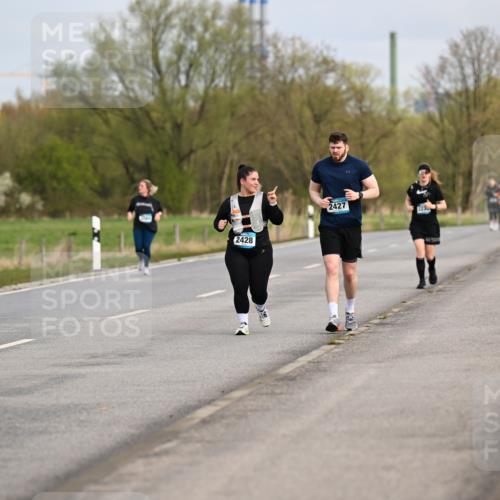 12.04.2026 - 45. Internationalen Wilhelmsburger Insellauf Dr. Thomas Lammeyer http://msf.ph/oto/9437554 12.04.2026 09:31:24 Laufen 2428, 2427, 223, 16 meine-sportfotos.de