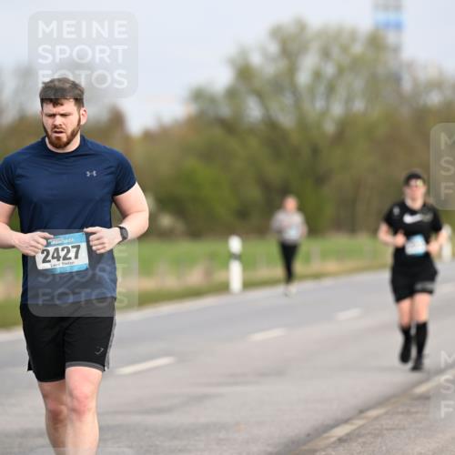 12.04.2026 - 45. Internationalen Wilhelmsburger Insellauf Dr. Thomas Lammeyer http://msf.ph/oto/9437605 12.04.2026 09:31:33 Laufen 8, 7, 2427 meine-sportfotos.de