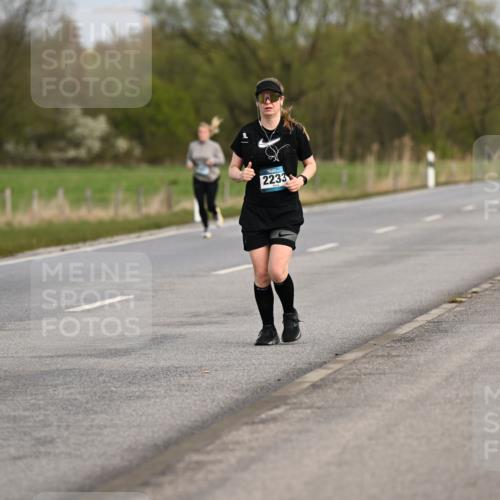 12.04.2026 - 45. Internationalen Wilhelmsburger Insellauf Dr. Thomas Lammeyer http://msf.ph/oto/9437614 12.04.2026 09:31:36 Laufen 2564, 2233 meine-sportfotos.de