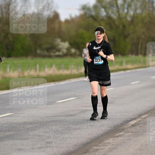 12.04.2026 - 45. Internationalen Wilhelmsburger Insellauf Dr. Thomas Lammeyer http://msf.ph/oto/9437623 12.04.2026 09:31:37 Laufen 2233 meine-sportfotos.de
