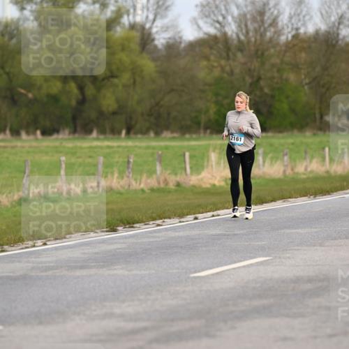 12.04.2026 - 45. Internationalen Wilhelmsburger Insellauf Dr. Thomas Lammeyer http://msf.ph/oto/9437636 12.04.2026 09:31:45 Laufen 2161 meine-sportfotos.de