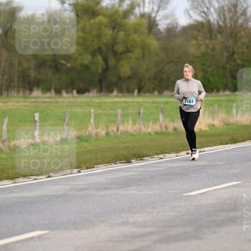 12.04.2026 - 45. Internationalen Wilhelmsburger Insellauf Dr. Thomas Lammeyer http://msf.ph/oto/9437644 12.04.2026 09:31:46 Laufen 2161 meine-sportfotos.de