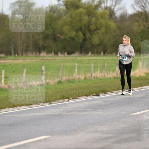 12.04.2026 - 45. Internationalen Wilhelmsburger Insellauf Dr. Thomas Lammeyer http://msf.ph/oto/9437647 12.04.2026 09:31:46 Laufen 2161 meine-sportfotos.de