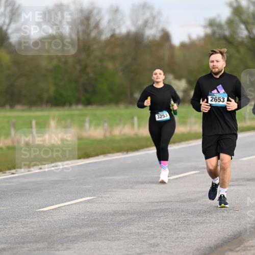 12.04.2026 - 45. Internationalen Wilhelmsburger Insellauf Dr. Thomas Lammeyer http://msf.ph/oto/9437678 12.04.2026 09:32:05 Laufen 3253, 2653, 3371 meine-sportfotos.de