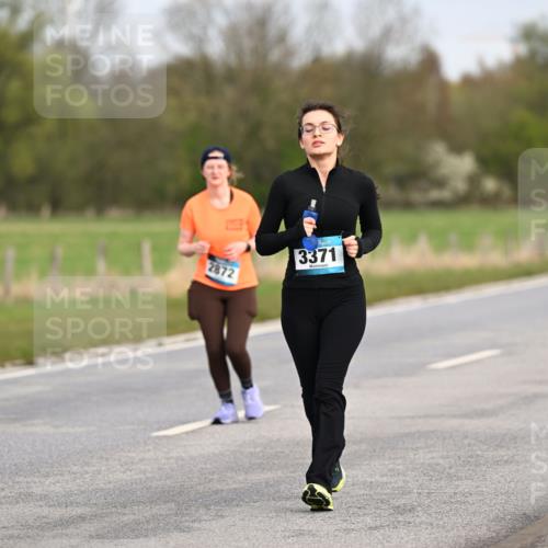 12.04.2026 - 45. Internationalen Wilhelmsburger Insellauf Dr. Thomas Lammeyer http://msf.ph/oto/9437704 12.04.2026 09:32:11 Laufen 2872, 3371 meine-sportfotos.de