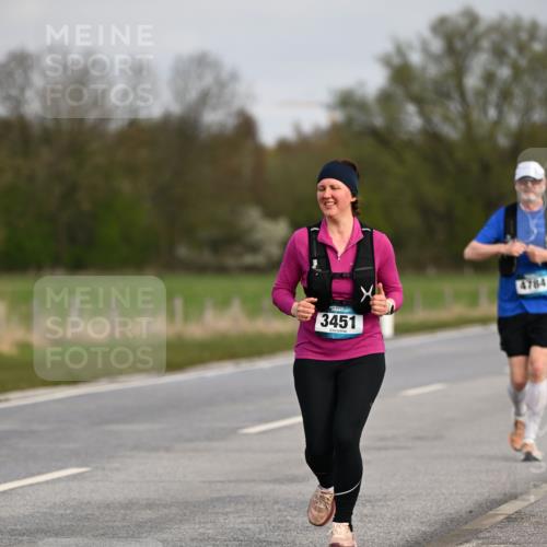 12.04.2026 - 45. Internationalen Wilhelmsburger Insellauf Dr. Thomas Lammeyer http://msf.ph/oto/9437748 12.04.2026 09:33:13 Laufen 3451, 4784 meine-sportfotos.de