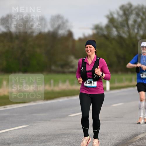 12.04.2026 - 45. Internationalen Wilhelmsburger Insellauf Dr. Thomas Lammeyer http://msf.ph/oto/9437749 12.04.2026 09:33:13 Laufen 3451, 476 meine-sportfotos.de