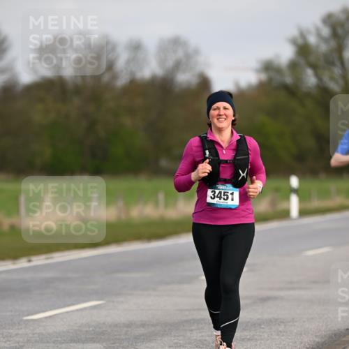 12.04.2026 - 45. Internationalen Wilhelmsburger Insellauf Dr. Thomas Lammeyer http://msf.ph/oto/9437753 12.04.2026 09:33:14 Laufen 3451 meine-sportfotos.de