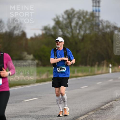 12.04.2026 - 45. Internationalen Wilhelmsburger Insellauf Dr. Thomas Lammeyer http://msf.ph/oto/9437758 12.04.2026 09:33:15 Laufen 4784 meine-sportfotos.de
