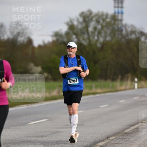 12.04.2026 - 45. Internationalen Wilhelmsburger Insellauf Dr. Thomas Lammeyer http://msf.ph/oto/9437759 12.04.2026 09:33:15 Laufen 4784 meine-sportfotos.de