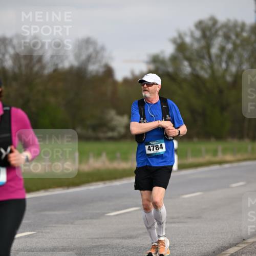 12.04.2026 - 45. Internationalen Wilhelmsburger Insellauf Dr. Thomas Lammeyer http://msf.ph/oto/9437764 12.04.2026 09:33:16 Laufen 4784 meine-sportfotos.de