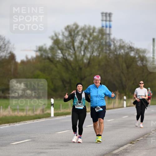 12.04.2026 - 45. Internationalen Wilhelmsburger Insellauf Dr. Thomas Lammeyer http://msf.ph/oto/9437790 12.04.2026 09:33:27 Laufen 5593, 2693 meine-sportfotos.de