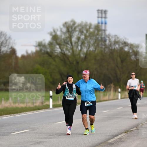 12.04.2026 - 45. Internationalen Wilhelmsburger Insellauf Dr. Thomas Lammeyer http://msf.ph/oto/9437794 12.04.2026 09:33:28 Laufen 5593, 2693 meine-sportfotos.de