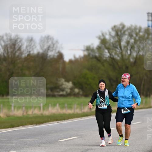 12.04.2026 - 45. Internationalen Wilhelmsburger Insellauf Dr. Thomas Lammeyer http://msf.ph/oto/9437802 12.04.2026 09:33:29 Laufen 5593, 2693 meine-sportfotos.de