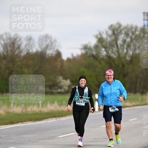 12.04.2026 - 45. Internationalen Wilhelmsburger Insellauf Dr. Thomas Lammeyer http://msf.ph/oto/9437804 12.04.2026 09:33:30 Laufen 5593, 2693 meine-sportfotos.de