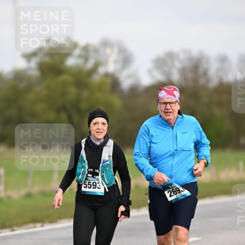 12.04.2026 - 45. Internationalen Wilhelmsburger Insellauf Dr. Thomas Lammeyer http://msf.ph/oto/9437823 12.04.2026 09:33:35 Laufen 5593, 2693 meine-sportfotos.de