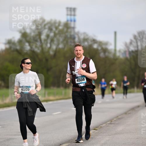 12.04.2026 - 45. Internationalen Wilhelmsburger Insellauf Dr. Thomas Lammeyer http://msf.ph/oto/9437841 12.04.2026 09:33:39 Laufen 4509, 4508 meine-sportfotos.de