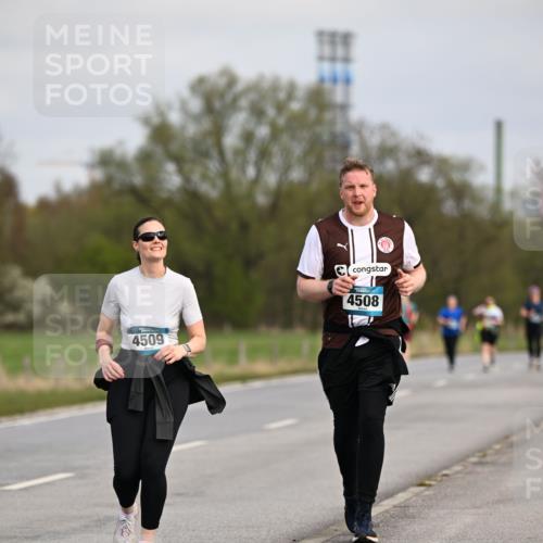 12.04.2026 - 45. Internationalen Wilhelmsburger Insellauf Dr. Thomas Lammeyer http://msf.ph/oto/9437844 12.04.2026 09:33:39 Laufen 4509, 4508 meine-sportfotos.de